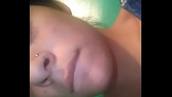 Es Una Amiga, Le Gusta Meterse Un Palo