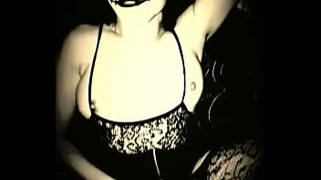 La Muñeca Y Sus Juguetes