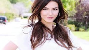 Victoria Justice In Naughty Fappening Jerk Off Challenge