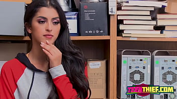 Sophia Leone Offers Services After Shoplifting Goes Bad