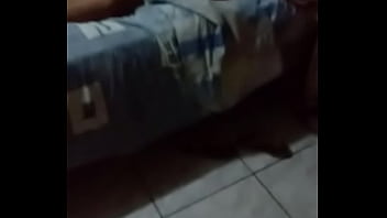 Chibola Arrecha Se Regala En Hotel