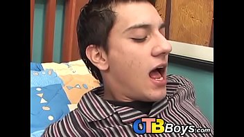 Latino Twinks Are Taking Turns Nailing Their Assholes Deep