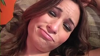 He Comes Home With A New Camera, There Is Immediately Filmed - It Is Clear ... Then She Is Quickly Turned Over And See That There Is Something ...