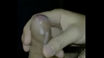 Descargando Semen Por La Calentura Despues Que Me Mandan Fotos Desnudas Mis Amigas