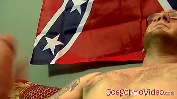 Amateur With Glasses Masturbates And Sucked By Mature Gay