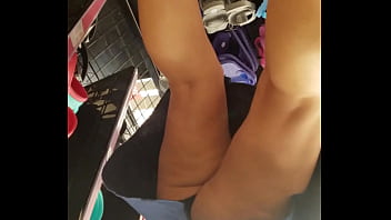 Debajo De Falda En Chedraui