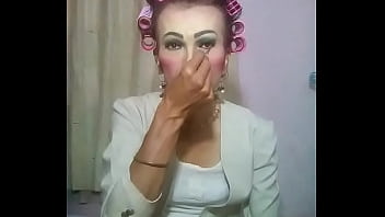 Patricia Pattaya Makeup Chic Oresenter