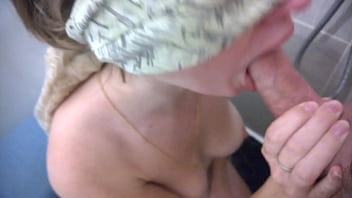 Fellation Sous La Douche - facial, teen, blowjob, handjob, deepthroat, big-tits - Video 3431714