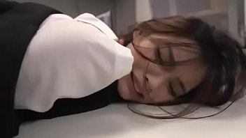 E nh_n vi_n văn phòng được training thành n_ lệ tình dục và cái kết