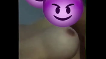 Chupando Ricas Tetas