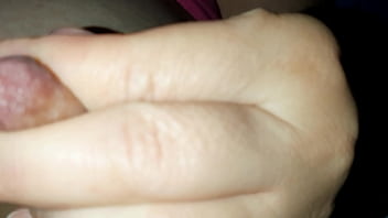 Acordando Com Os Peitos Bicudos