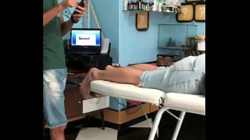 Gordinho Guloso Se Tatuando Para Dar Na Augusta.