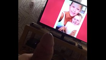 Se Martuba Mientras Ve Memes En Youtube