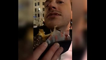 A Horny Guy Watch His Boyfriend Made A _blowdoughnutjob_