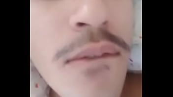 Individuo Gostoso Leuso Lambendo Pra Valer