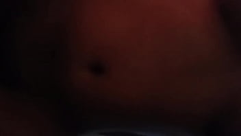 Perrita Le Gusta Comer Leche