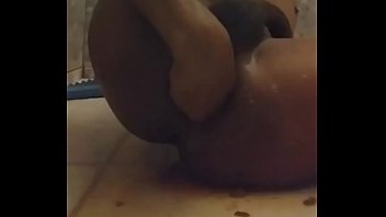 Metendo A Mão No Cu - gay, cu, arrombado, sujo, arronbando - Video 3448558