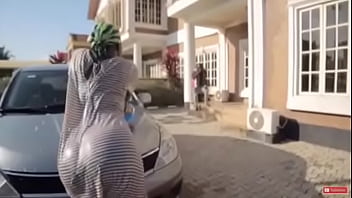 Naija Girl Car Wash Twerk