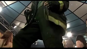 Bald Darksome Jerk Trickling Pussy