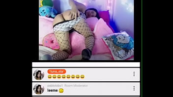 Hermosa Web Cam Muestra El Culo