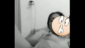 Love Island Masturbasi