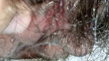 Được anh trai nu_i massage cho em