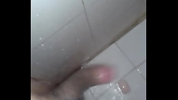 Enjabonandome Un Poco