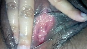 Novinha Toda Molhadinha Na Siririca Falando Meu Nome