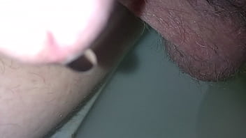 Pissing, Peeing, Urine - Pissing - 2025 - Passionate - Performance - Video 3503695