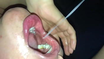 Tomando Toda La Leche