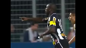 Negão Holand_s Fodendo Maria Mineira