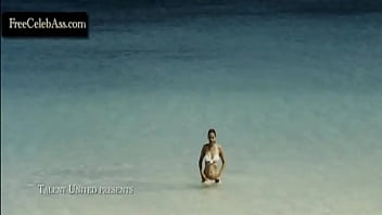 Hanna Verboom Nude Butt In Me And Mr Jones 2011