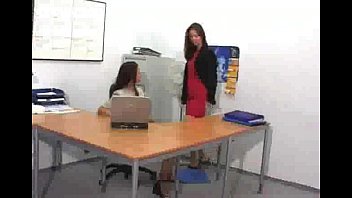Lesbian Office Sex - Lesbian-fingering-pussylicking-office-sextoys