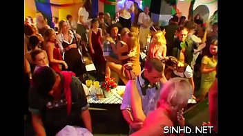 Wet Group Dong Sucking