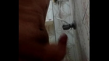 Punheta No Chuveiro - masturbation, solo, shower, punheta, soloboy, chuveiro, novinho - Video 3205304