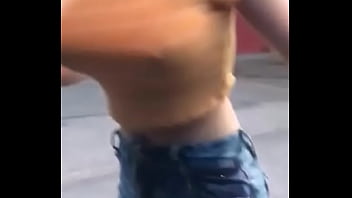 Who Is She? - public, nude, strip, desnuda, se-desnuda-en-la-calle - Video 3487808