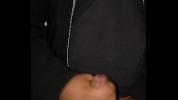 Batendo Uma No Banheiro Da Balada