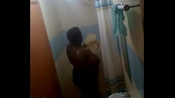 Kenyan Bbw In Mtotel Shower