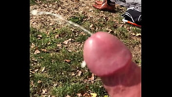 Buiten In Openbaar Masturberen Met Publiek