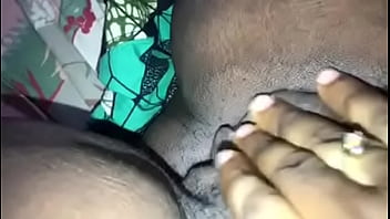 Lucresse Se Masturbe