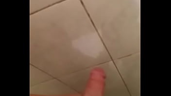 Batendo Uma No Chuveiro - soloboy, novinho, batendo-uma, campinas-sp - Video 3193251