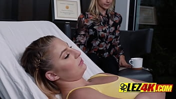 Confused Milf Blonde Gets Her Pussy Eaten By Randy Doctor