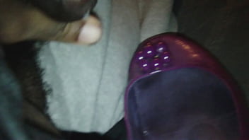 Cum In Tharren' Shoe