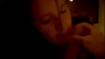 Putita Con Necesidad De Dinero