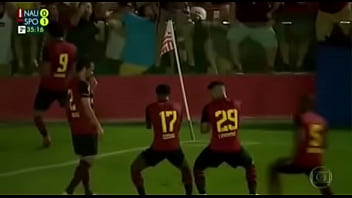 Le_o Tirando Caba_o No Aflitos