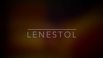 Lenestol Mastubating