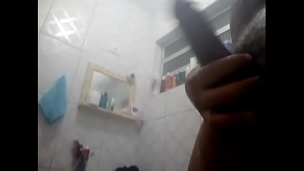 Roludo Brincando Com O Pau