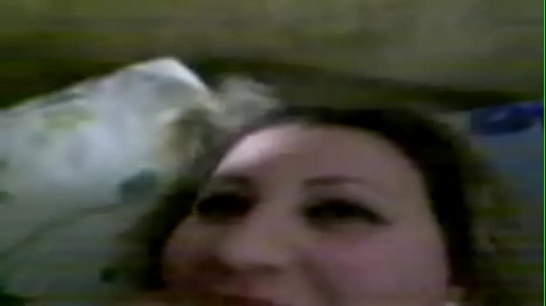 وقفت زبره واخدته فى بوقها للاخر تستمتع معاه اوضاع ساخنه