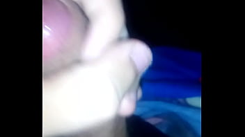 Tocando Uma Na Madrugada - punheta, pau-pequeno - Video 3392185