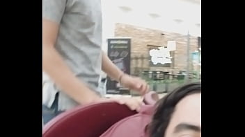 Hombre Maduron Se Coge Sillón Vibrador